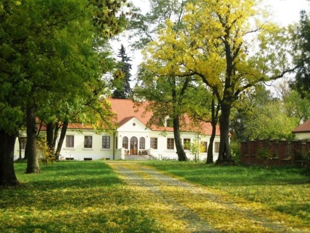 Gospodarstwo Agroturystyczne Dworek Janowicki Kazimierzewo エクステリア 写真