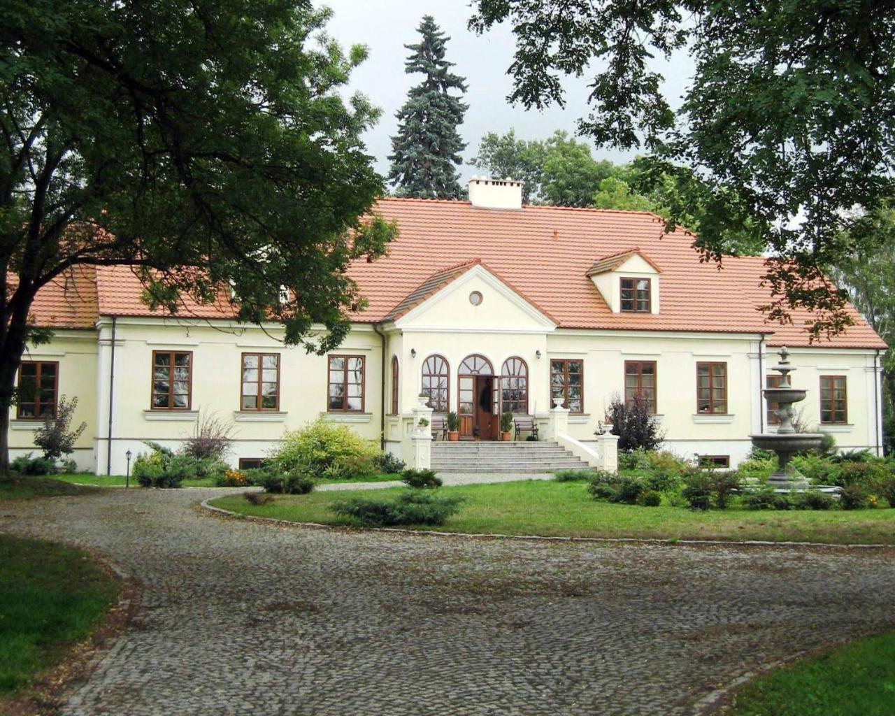 Gospodarstwo Agroturystyczne Dworek Janowicki Kazimierzewo エクステリア 写真